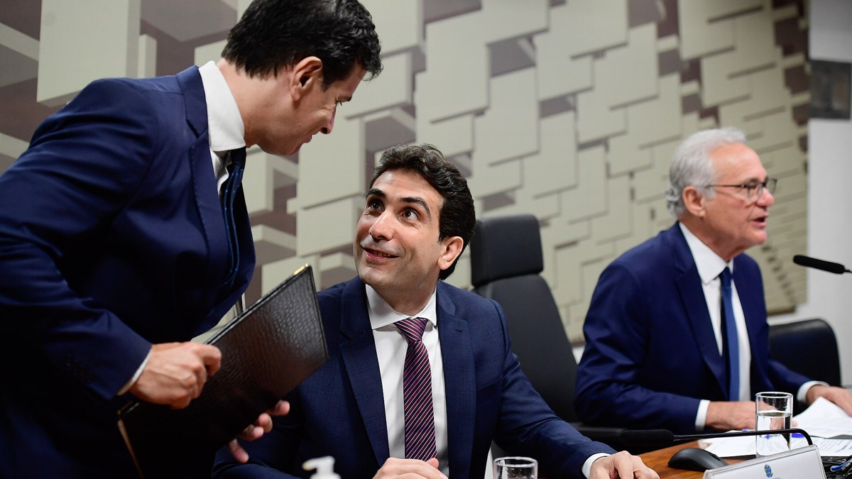 BC estima que 242 instituições podem ficar abaixo do novo capital mínimo, entre elas 56…
