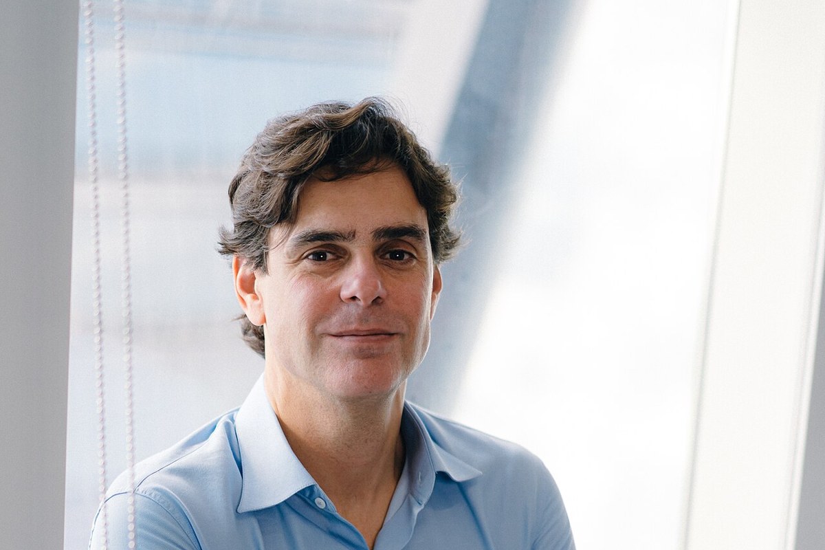 XP troca conselho: sai Martín Escobari, da General Atlantic, e entra Rodrigo Kede Lima, executivo de IA da Microsoft com mais de 30 anos em tecnologia